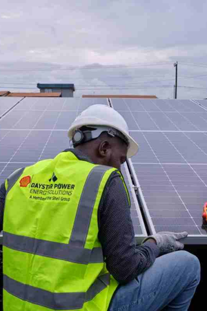 vi lagos island solar